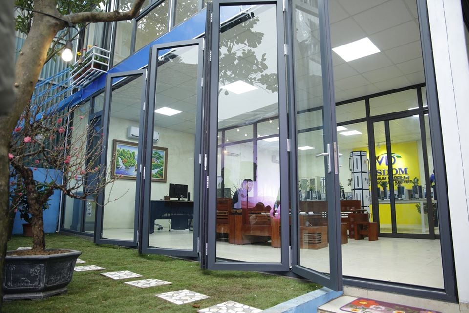 cửa nhôm xếp trượt cao cấp